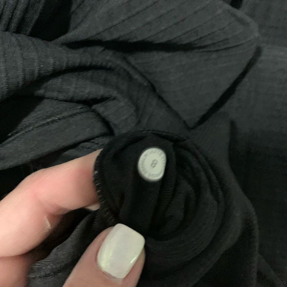 Lululemon ebb tank - Picture 3 of 3